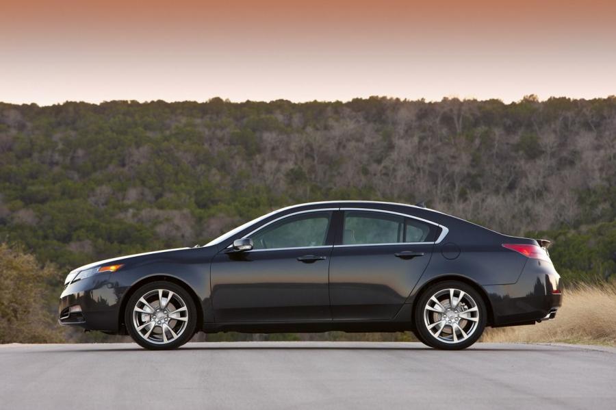  Acura TL 2014 года  (фото 31 из 35)